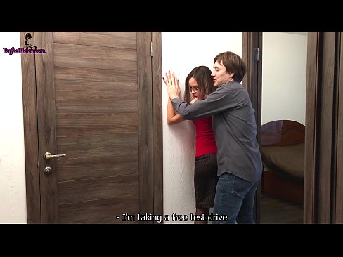 ❤️ Сексуалды риэлтор өзінің пәтерін сатқанда, оның кискасын және трахаеттерін нәзік түрде жұлып алады - Кремпай Порно бойынша порно kk.hentaibar.ru ﹏